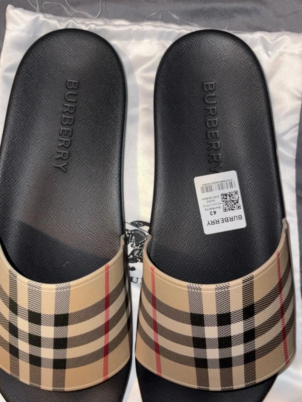 Burberry Black Footbed Check-Pattern Slide Sandals